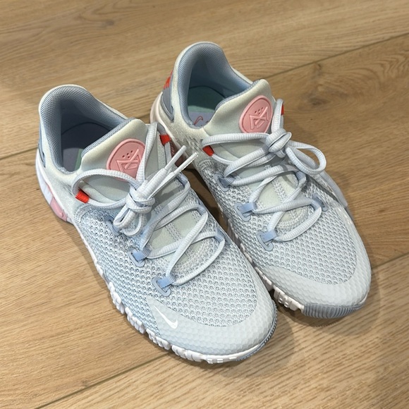 Nike Shoes - Nike Metcon